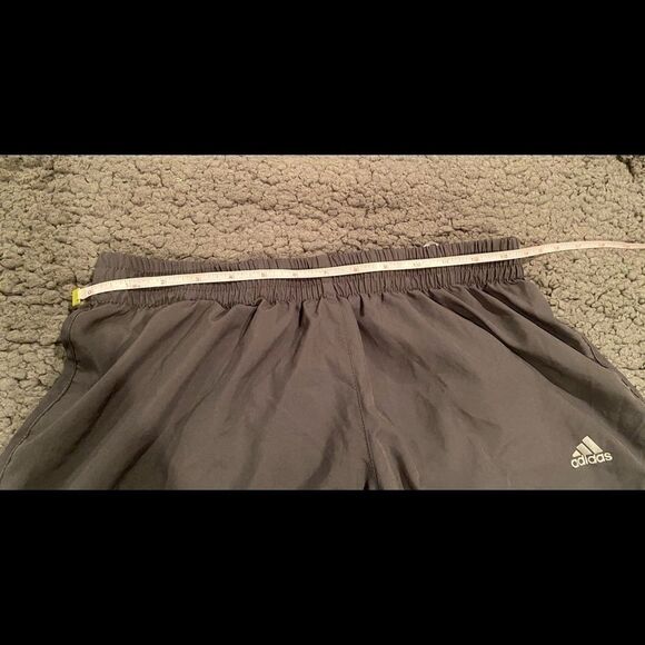 ADIDAS Grey Running Shorts Size Medium M 3” - Picture 3 of 7